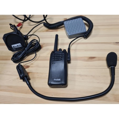 Handsfree microphone with footswitch for Wouxun and Kenwood