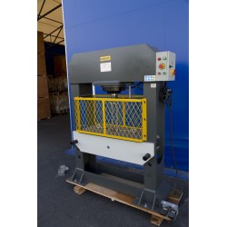 NOVA HP-100 hüdrauliline press 100t