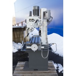 NOVA X-45 Milling Machine with DRO and autofeed for spindle