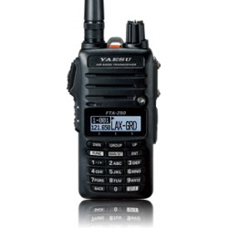 Yaesu FTA-250L ilmailuradiopuhelin